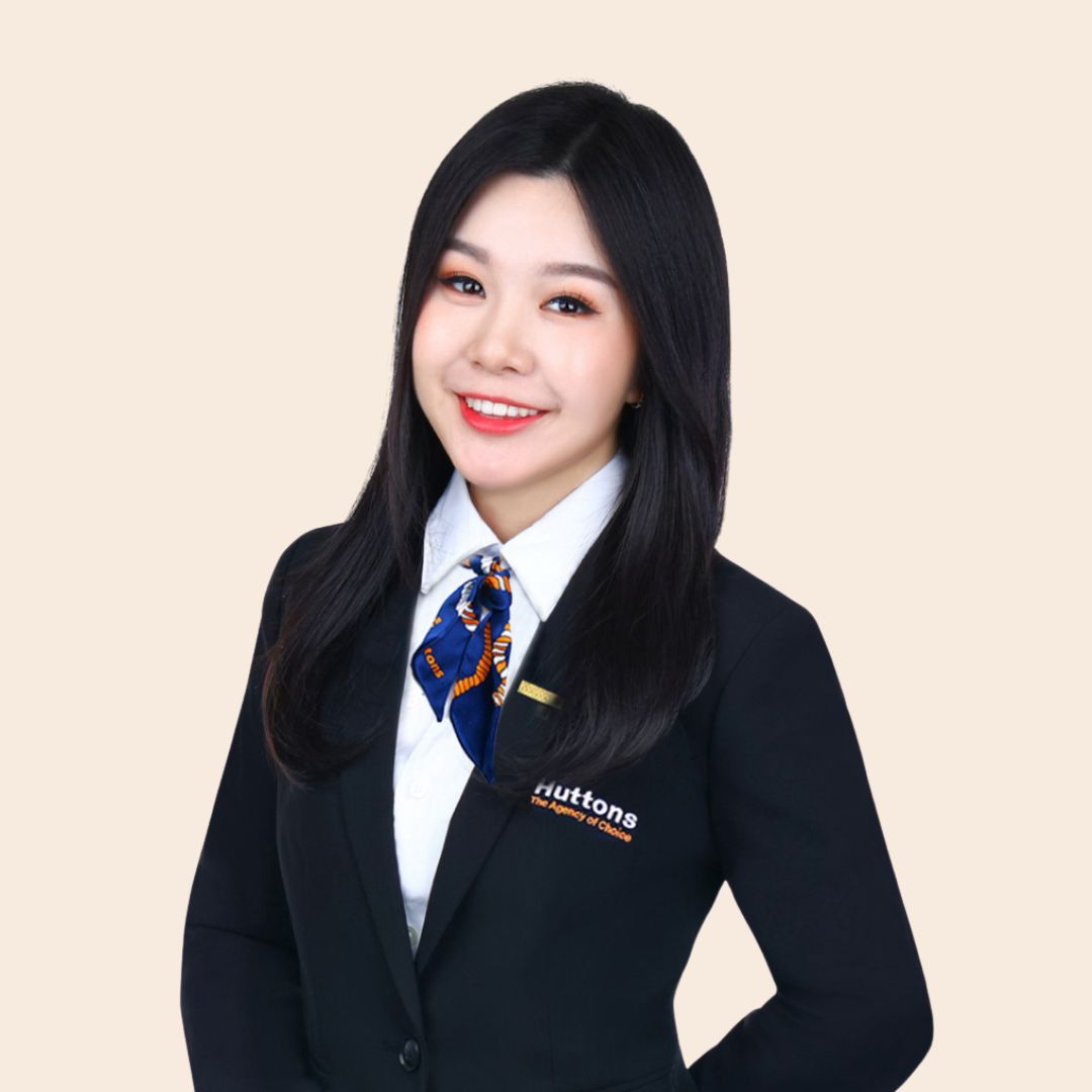 Lim Hui Wen Jowie, CEA-registered property salesperson with Huttons Asia Pte Ltd